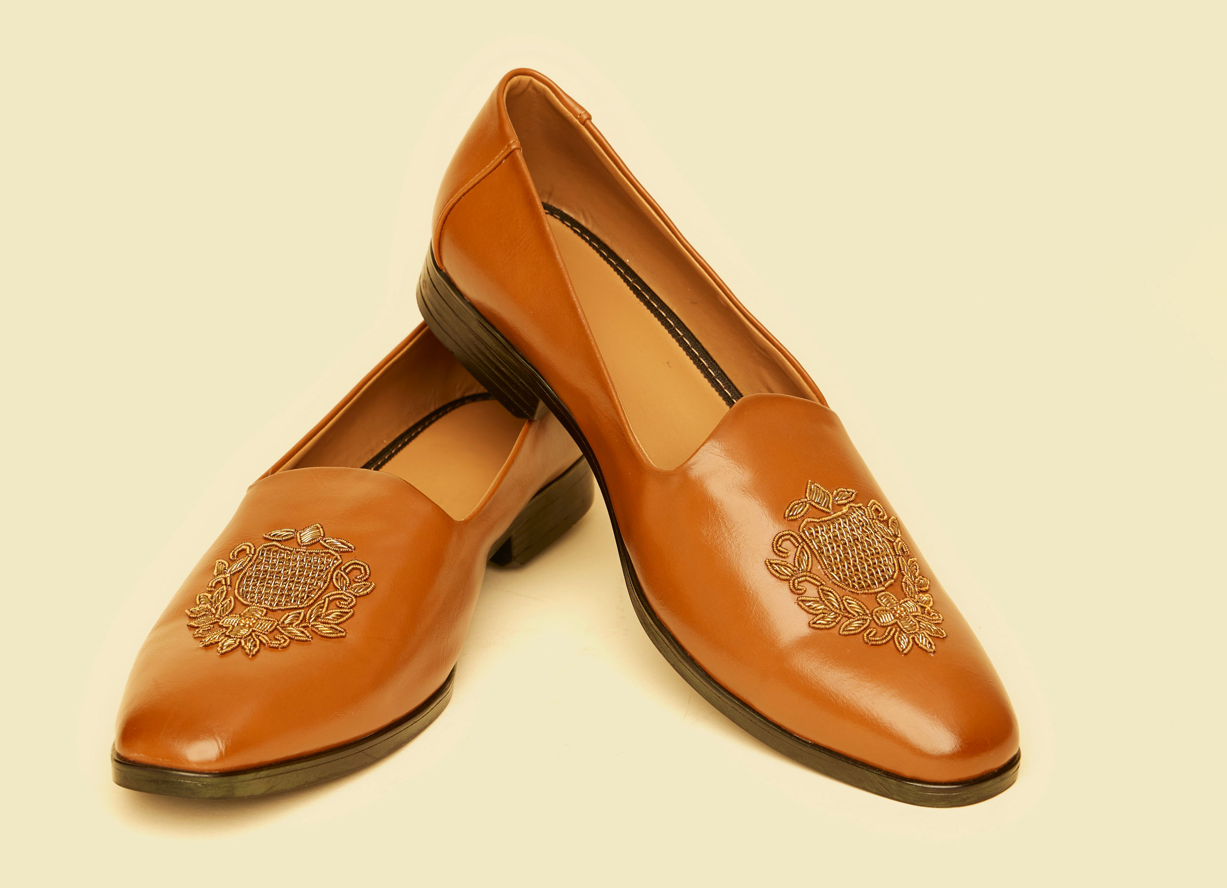 Twamev Men Tan Brown Diamond Patterned Loafer Style Shoes