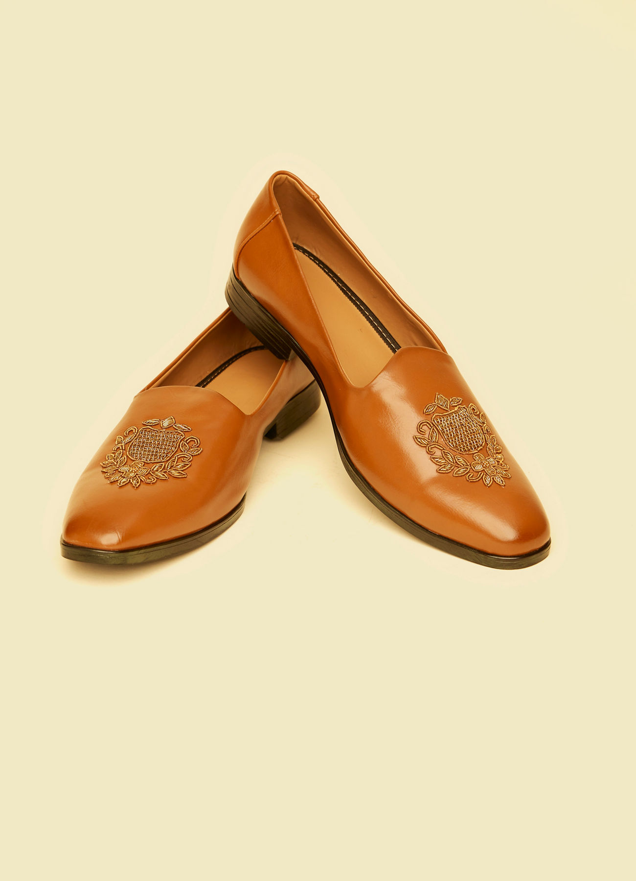 Twamev Men Tan Brown Diamond Patterned Loafer Style Shoes