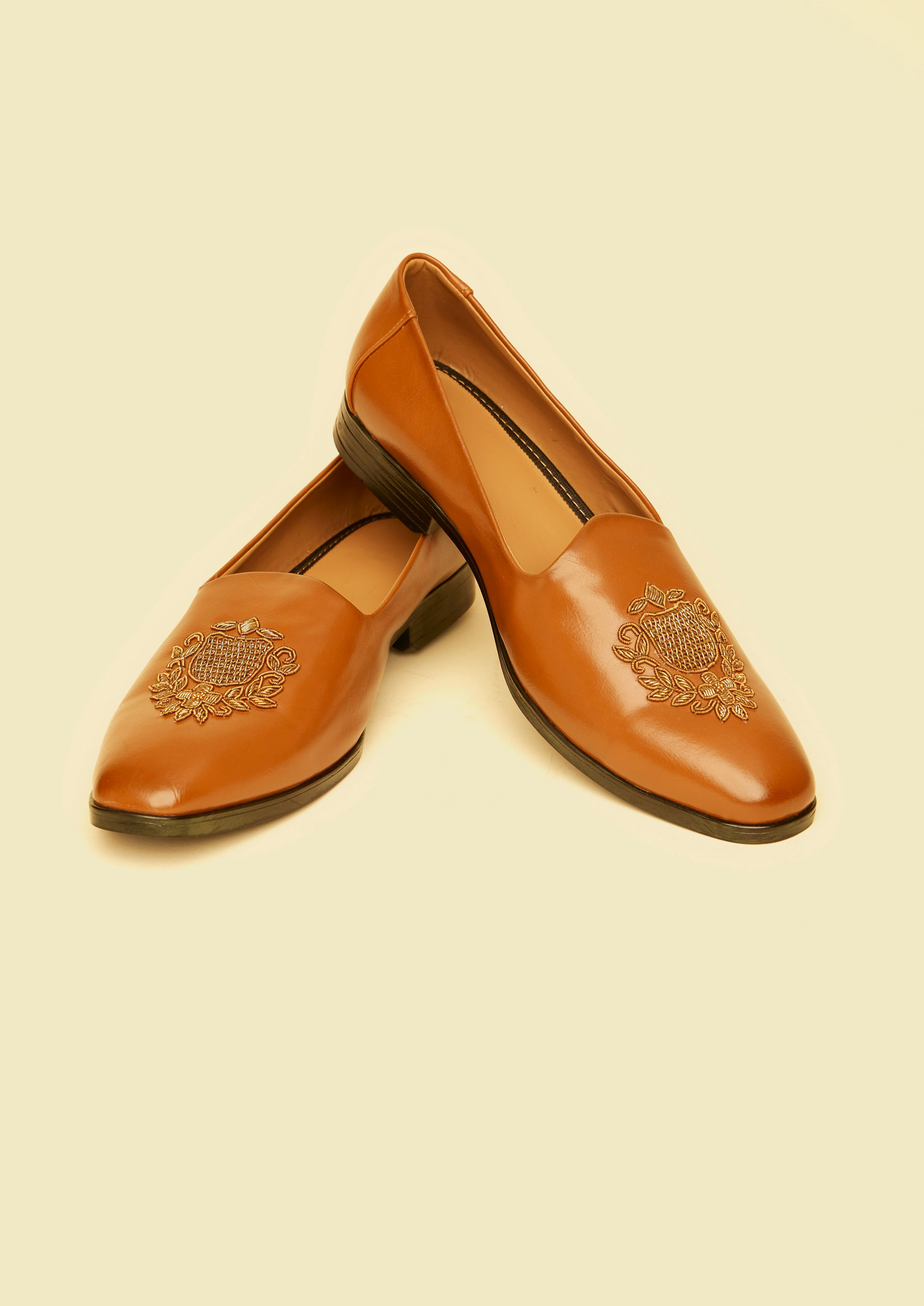 Twamev Men Tan Brown Diamond Patterned Loafer Style Shoes
