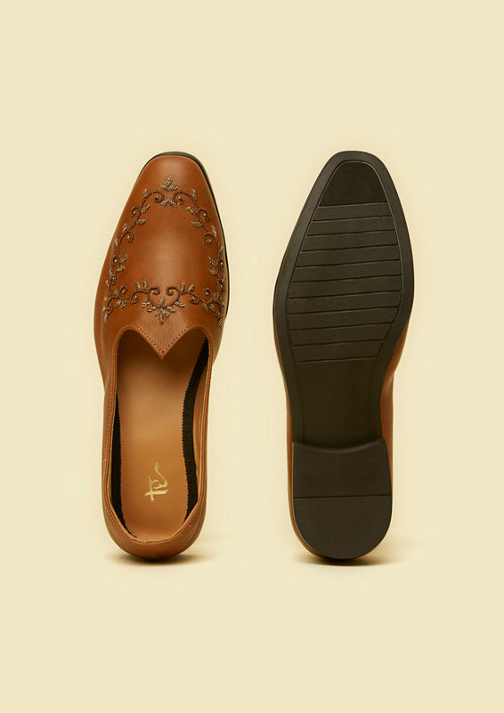 Twamev Men Tan Magnificence Jooti