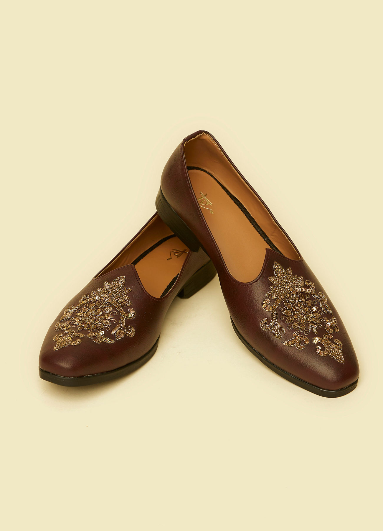 Twamev Men Dapper Brown Jooti