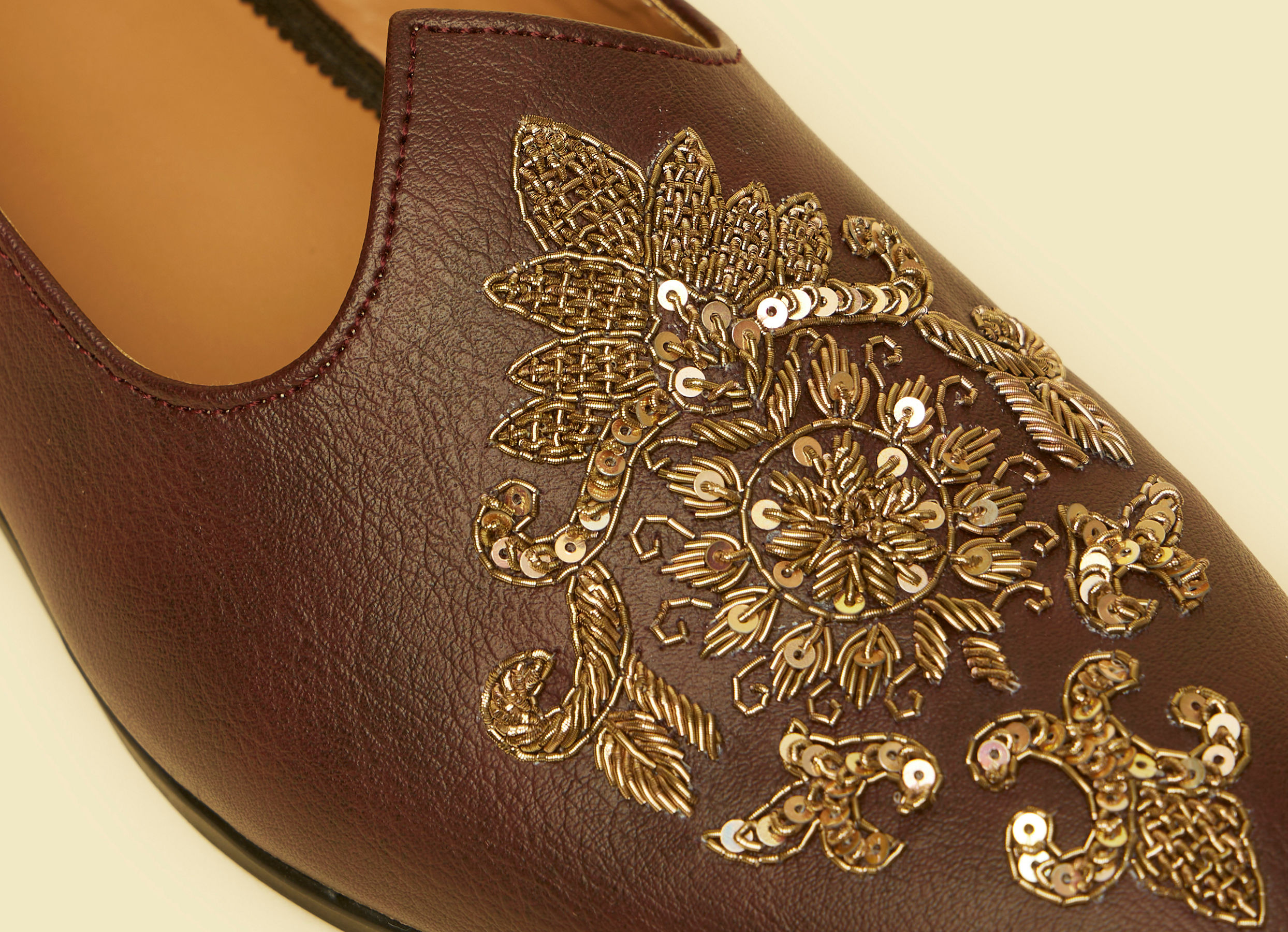 Twamev Men Dapper Brown Jooti