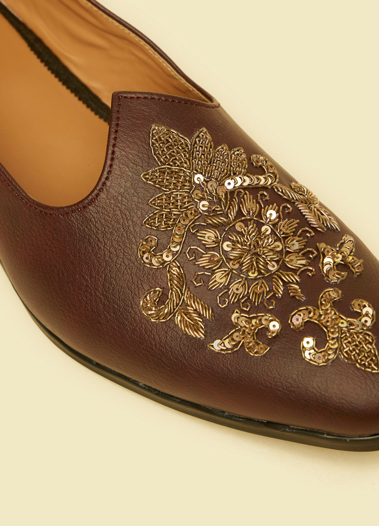 Twamev Men Dapper Brown Jooti