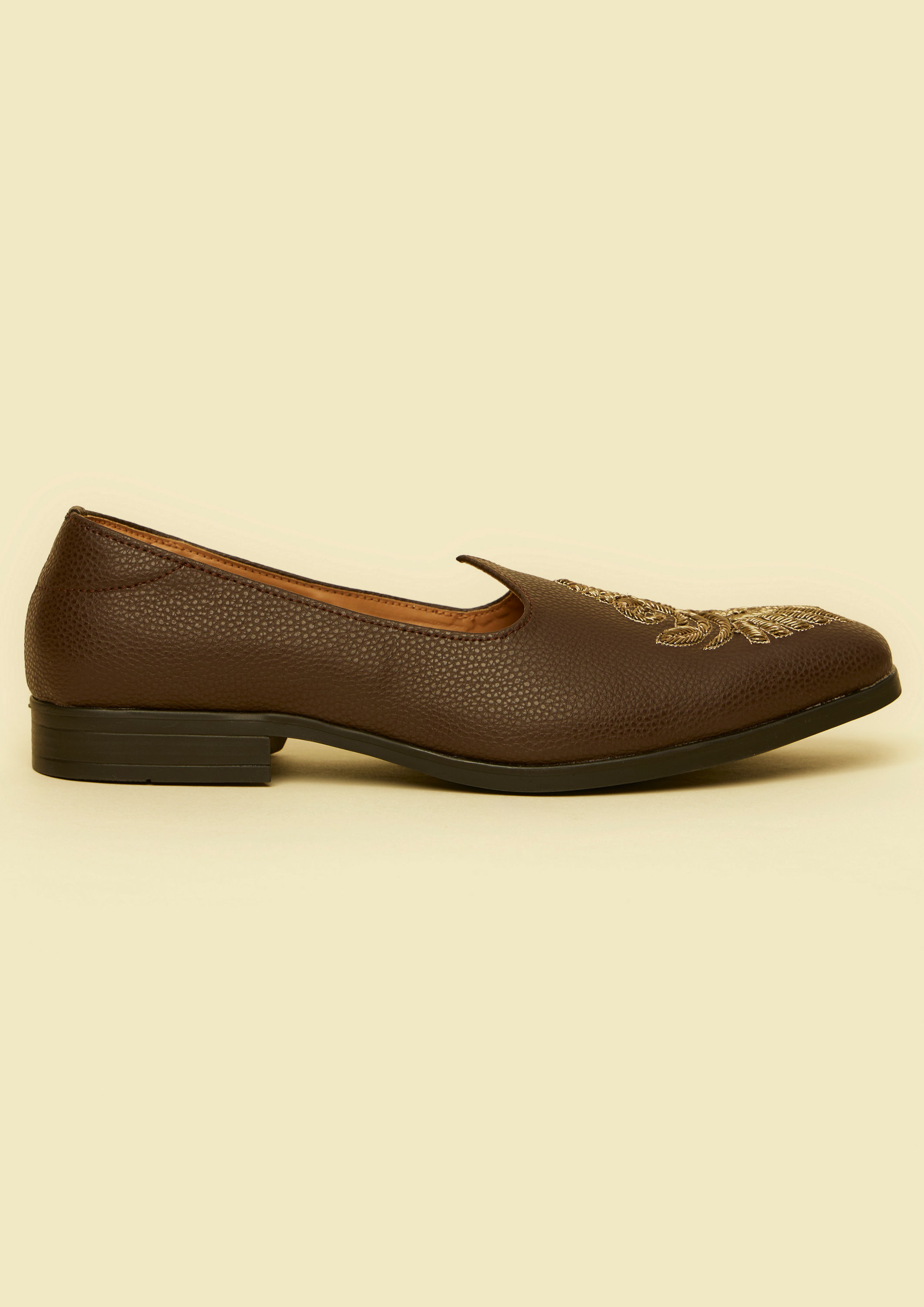 Twamev Men Regal Brown Jooti