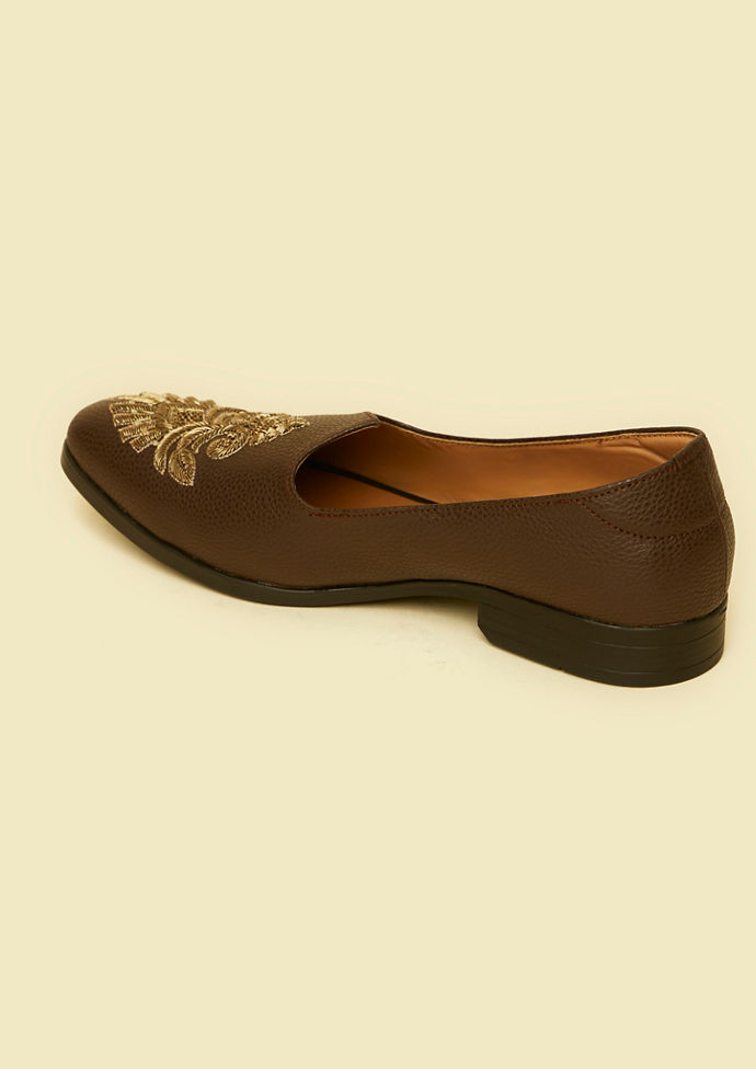 Twamev Men Regal Brown Jooti