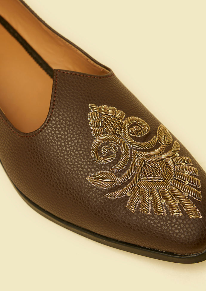 Twamev Men Regal Brown Jooti