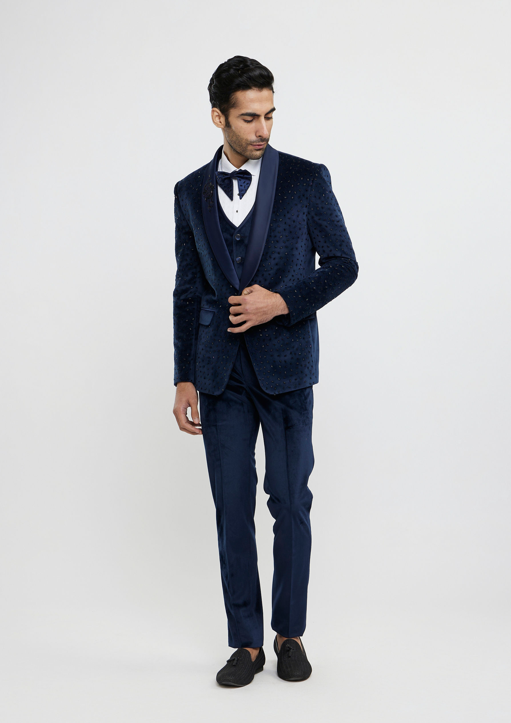 Twamev Men Midnight Blue Cutdana Embellished Tuxedo Suit Set