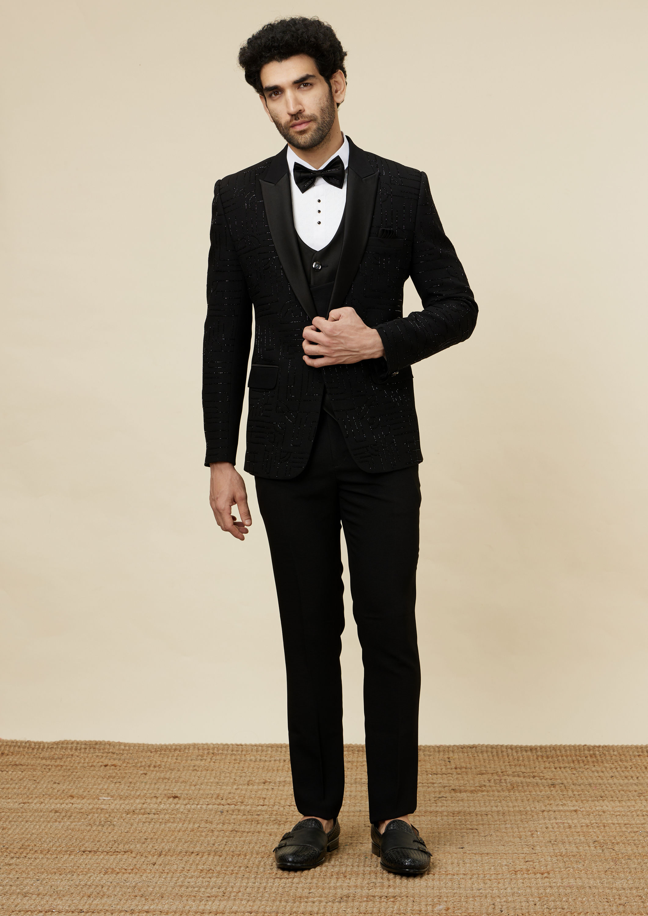 Twamev Men Black Charisma Suit Set image number 3