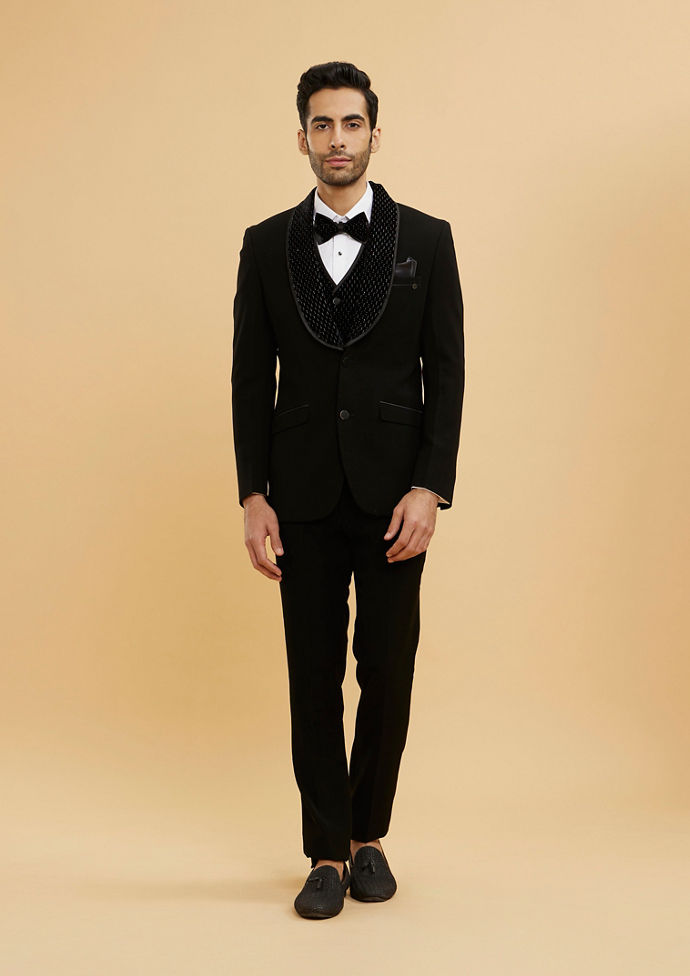 Twamev Men Midnight Blue Embellished Tuxedo Suit Set