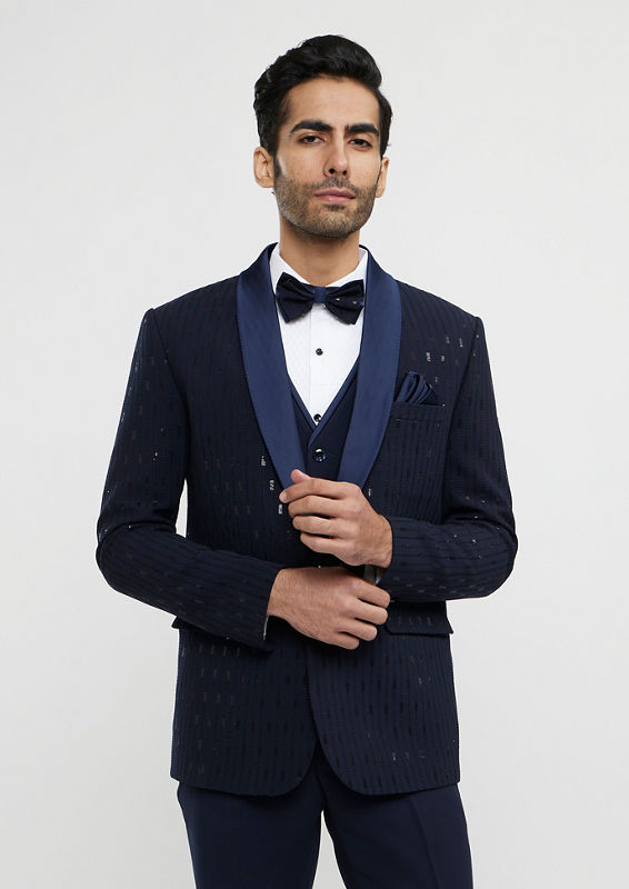 alt message - Twamev Men Navy Blue Linear Patterned Sequinned Suit Set image number 0