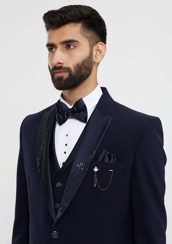 alt message - Twamev Men Indigo Blue Plain Classic Suit Set with Cutdana Work image number 1