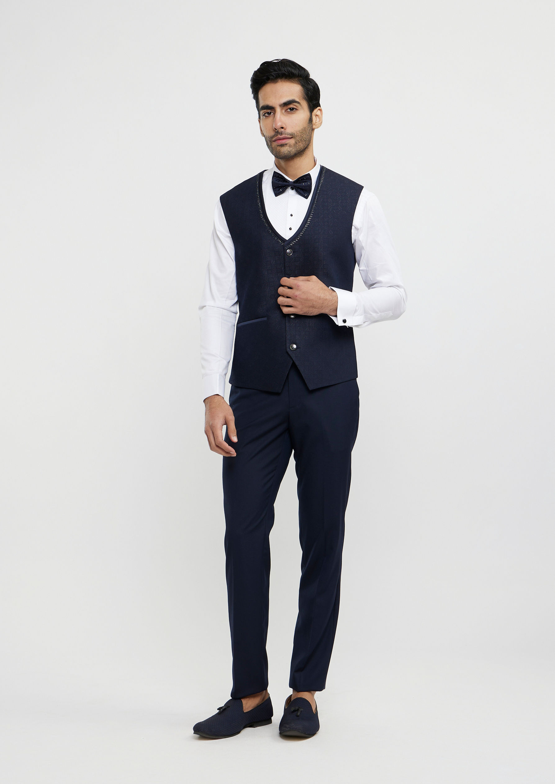 Twamev Men Midnight Blue Jaal Patterned Suit Set with Sequin Work