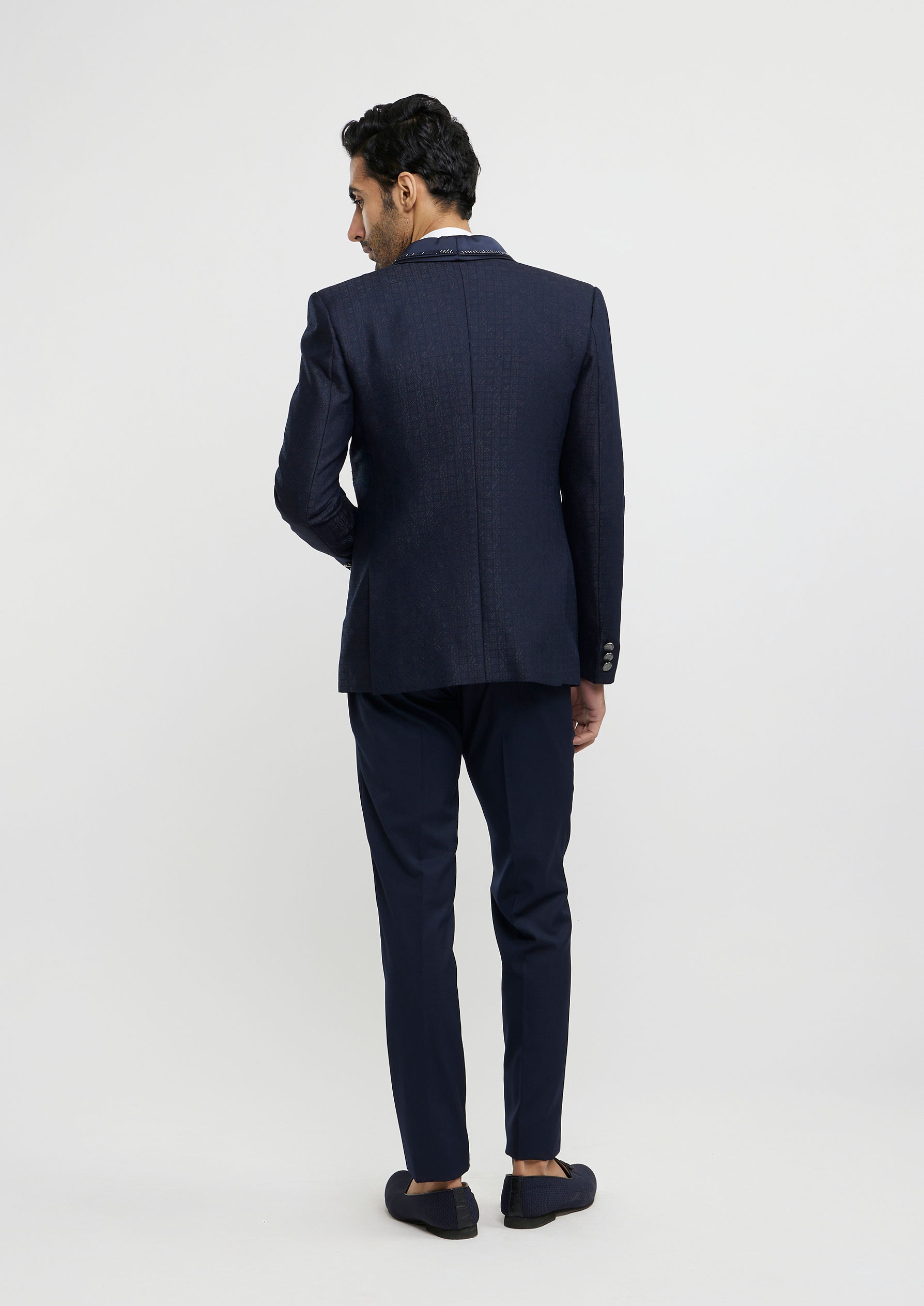 Twamev Men Midnight Blue Jaal Patterned Suit Set with Sequin Work