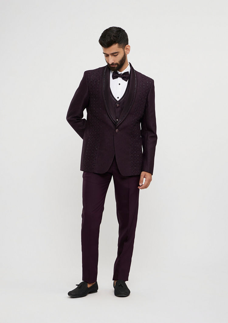 alt message - Twamev Men Royal Purple Jaal Patterned Suit Set with Sequin Work image number 4