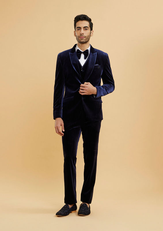 Twamev Men Diamond Blue Velvet Suit Set