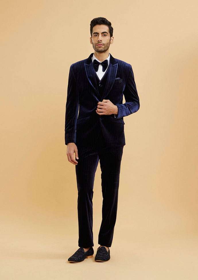 Twamev Men Diamond Blue Velvet Suit Set
