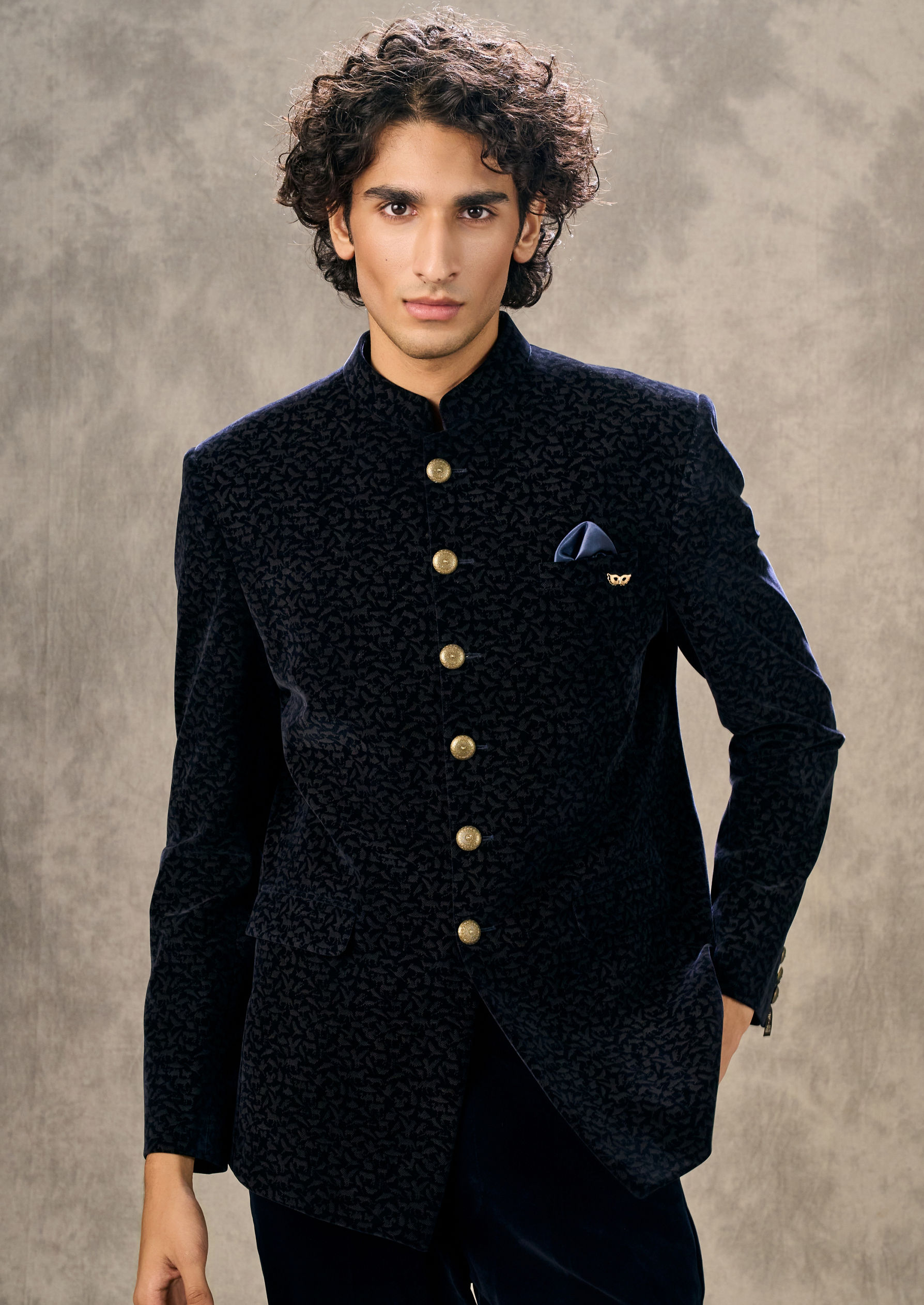 Twamev Men Navy Velvet Textured Jodhpuri Set