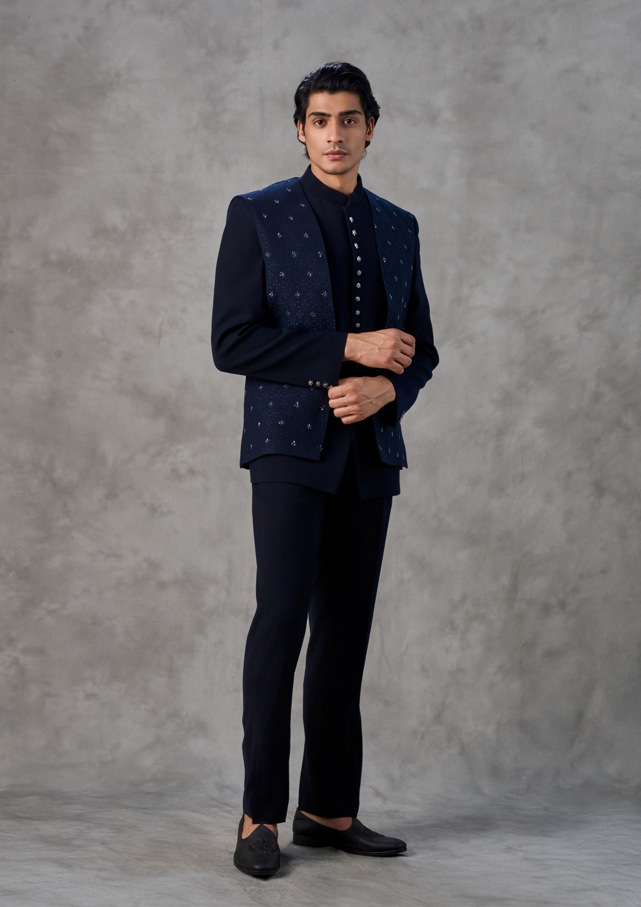 Twamev Men Dark Blue Jodhpuri Set Splendor