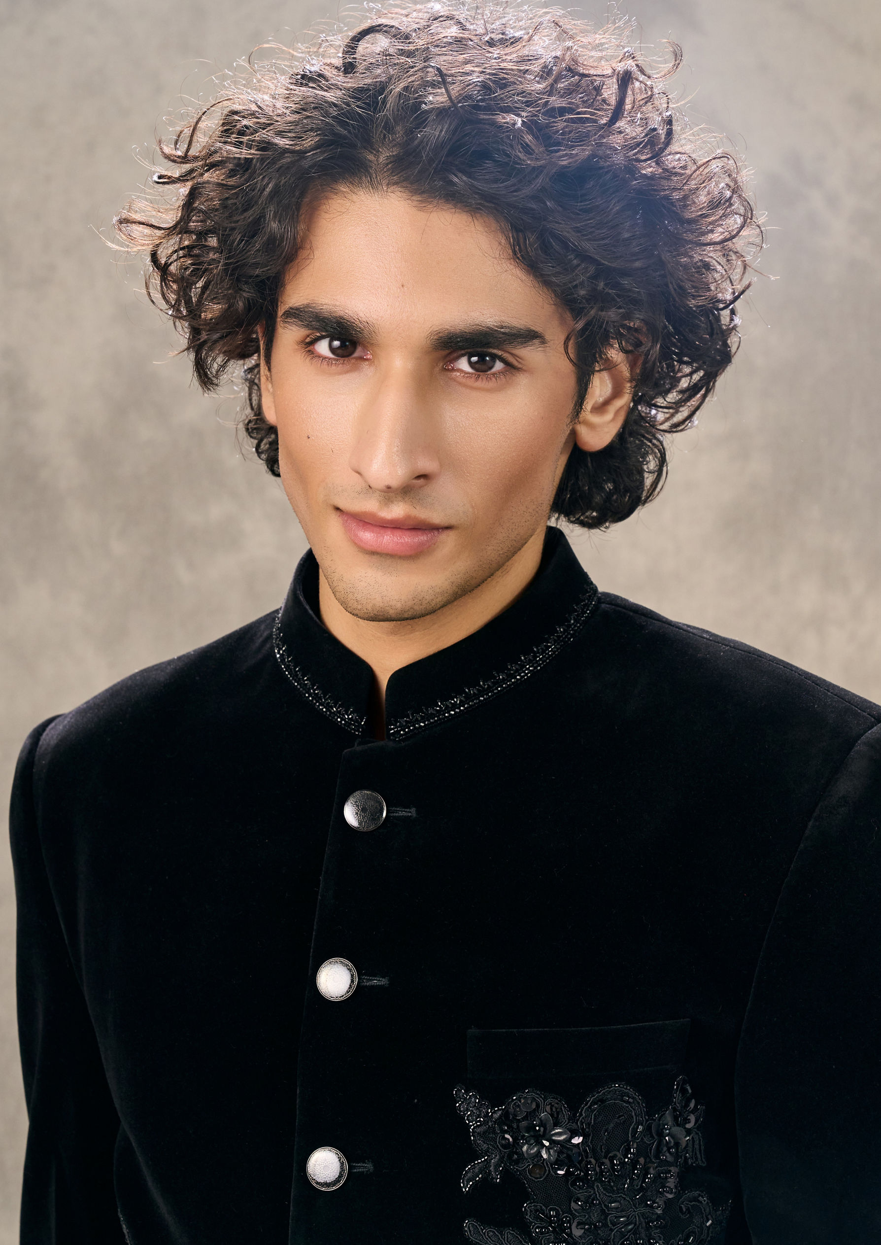 Twamev Men Elegant Black Velvet Jodhpuri Set