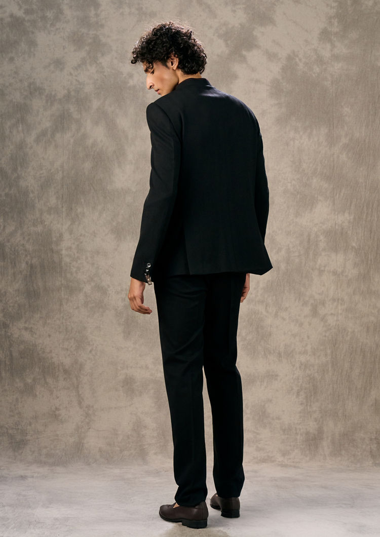 Twamev Men Elegant Black Jodhpuri Set