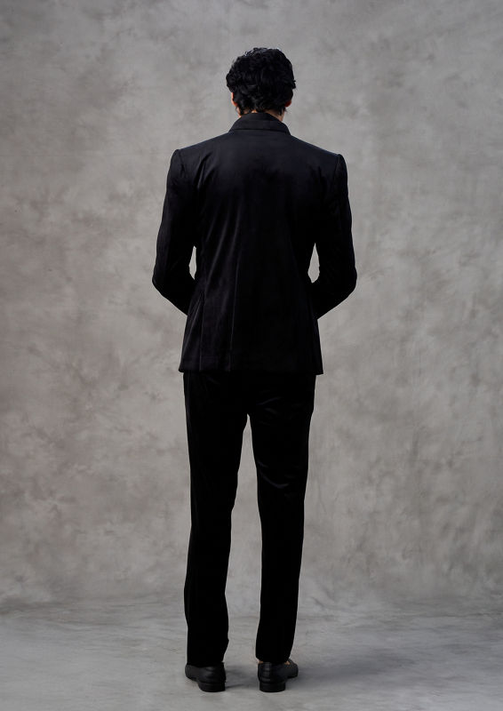 Twamev Men Black Brilliance Velvet Suit Set