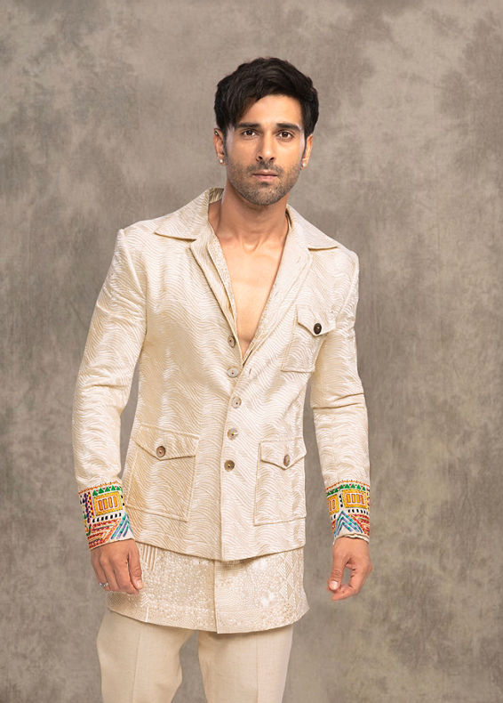 Twamev Men Off White Crepe Self Weave Resham Embroidered Kurta Bomber Jacket Set