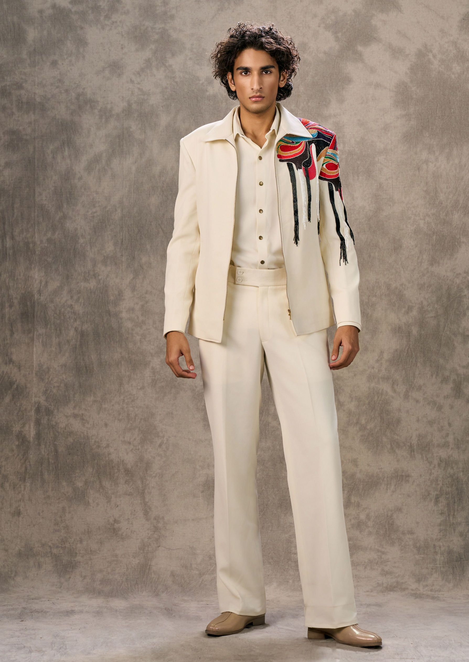 Twamev Men Cream-Coloured Sumptuous Suit Set