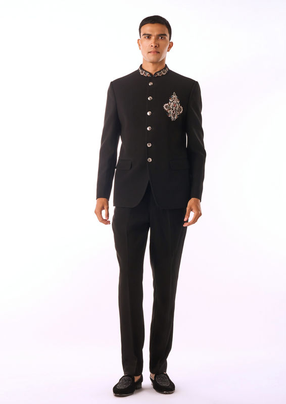 Twamev Men Black Beaded Jodhpuri
