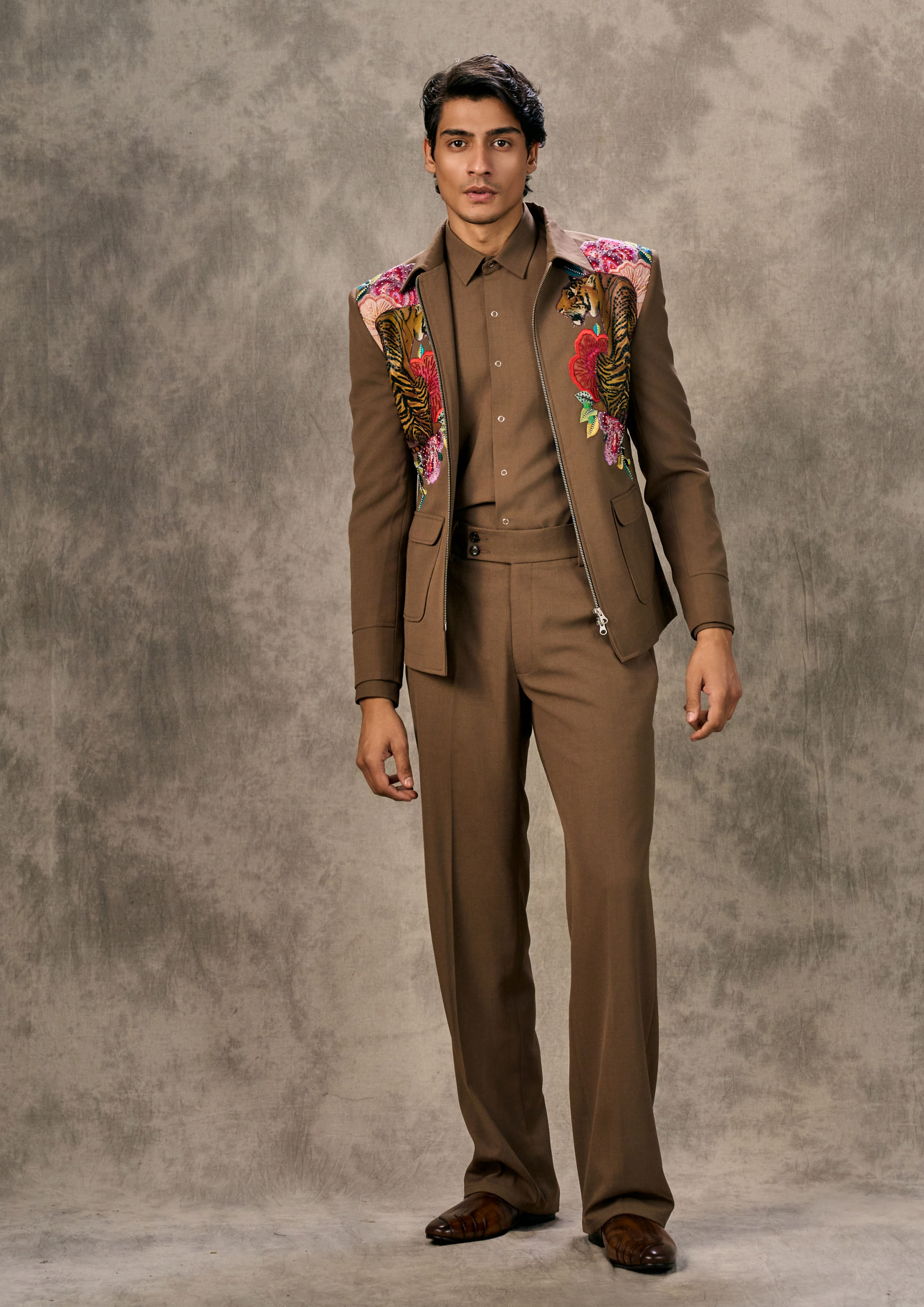 Twamev Men Rich Brown Twist Suit Set
