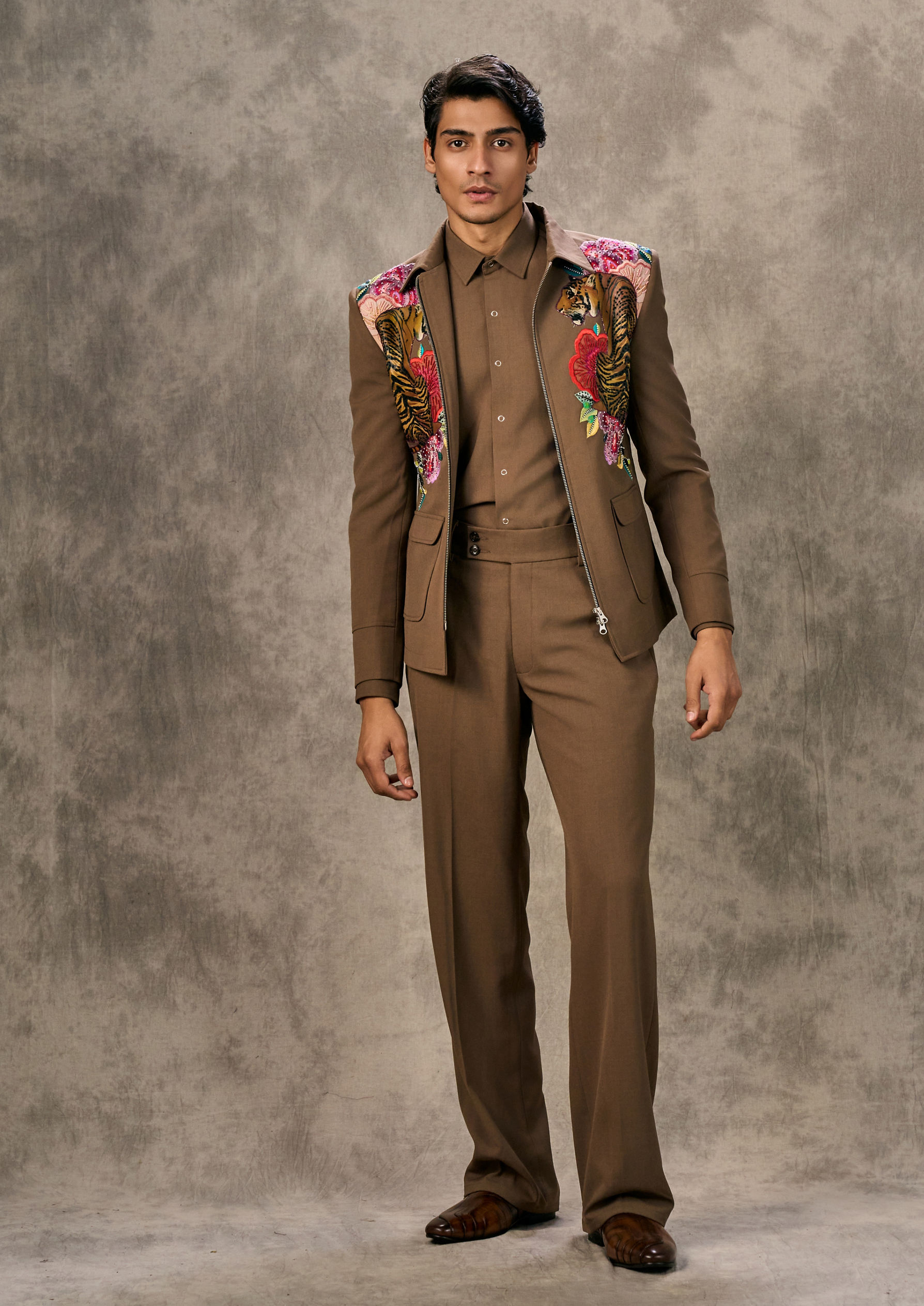 Twamev Men Rich Brown Twist Suit Set