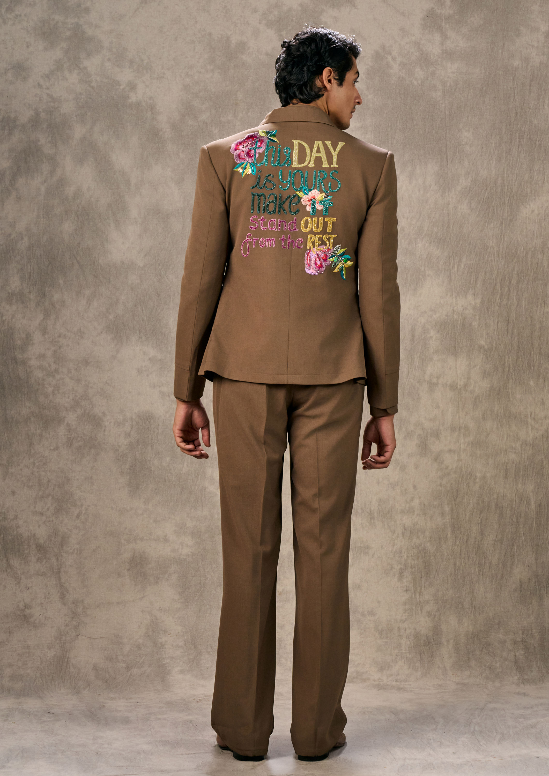 Twamev Men Rich Brown Twist Suit Set
