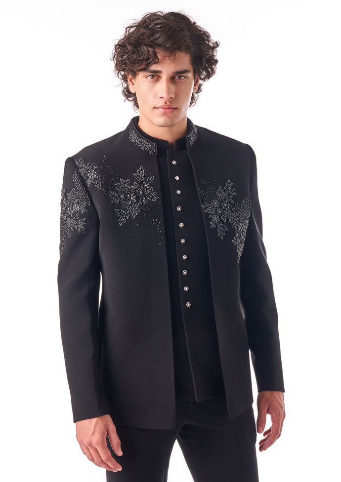 Twamev Men Black Zardosi Jodhpuri