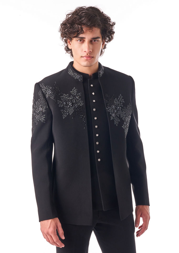 Twamev Men Black Zardosi Jodhpuri
