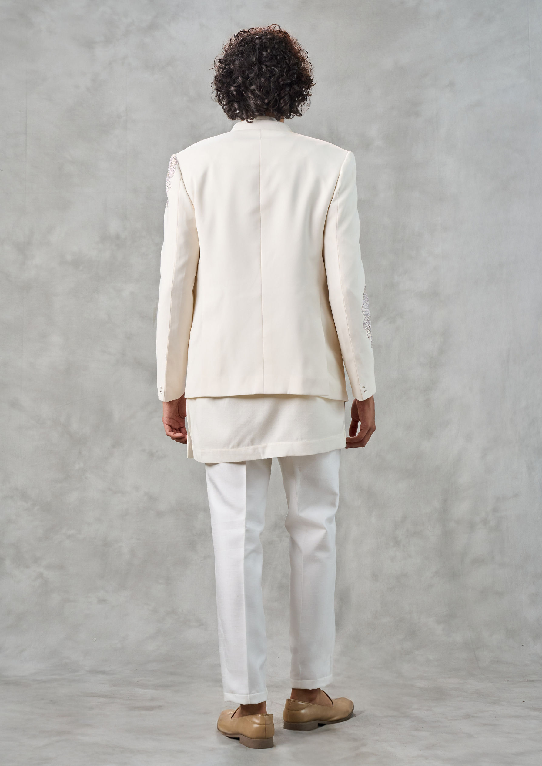 Twamev Men Ivory Floral Hand Embroidered Bandhgala Jodhpuri Set