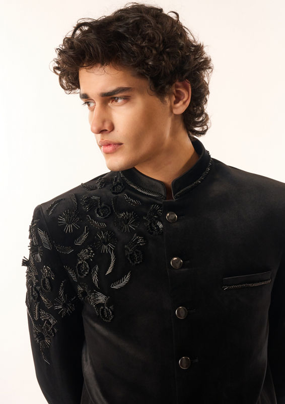 Twamev Men Black Velvet Jodhpuri Set with Embroidery