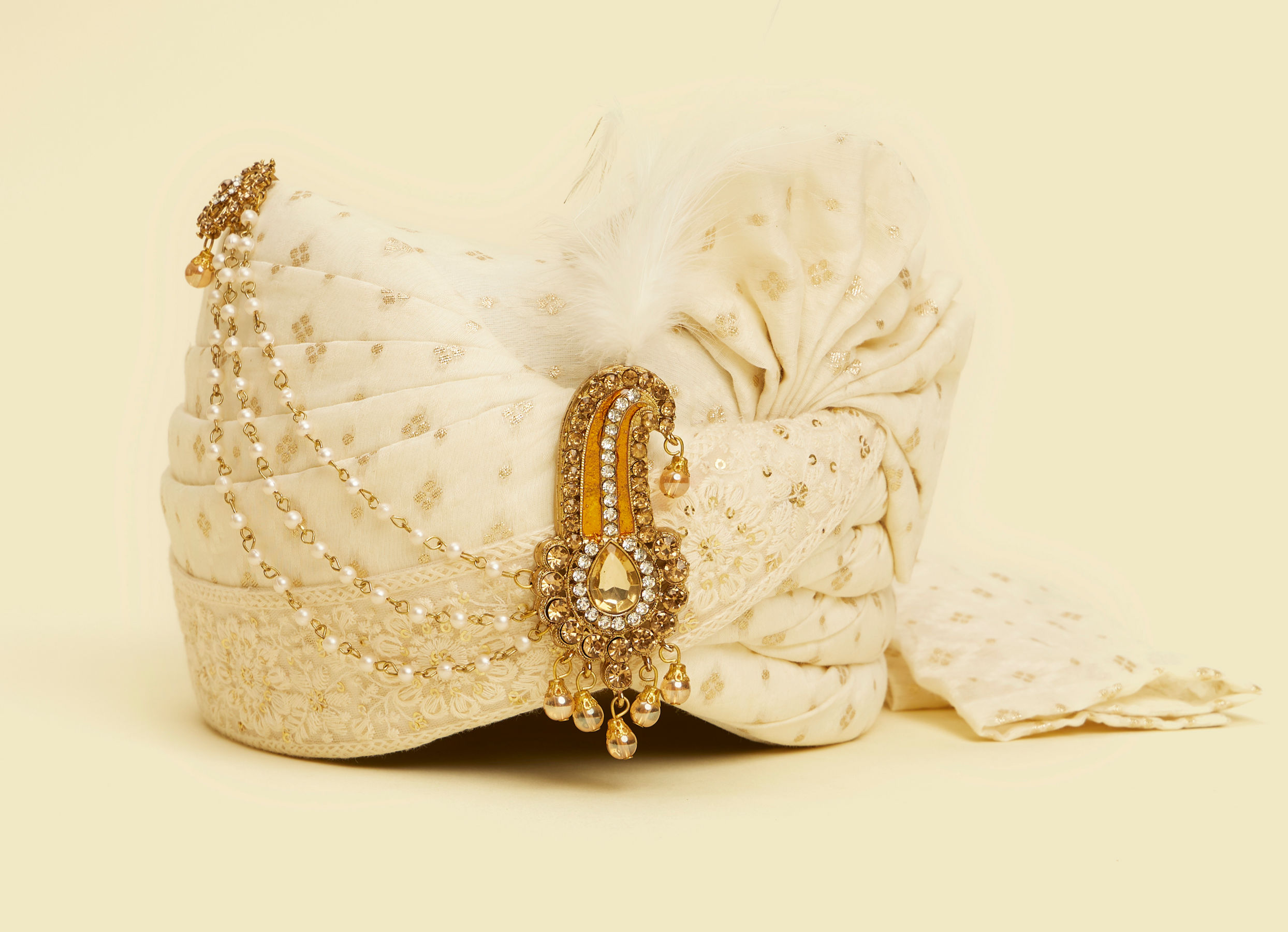 Twamev Men Cream Chanderi Safa