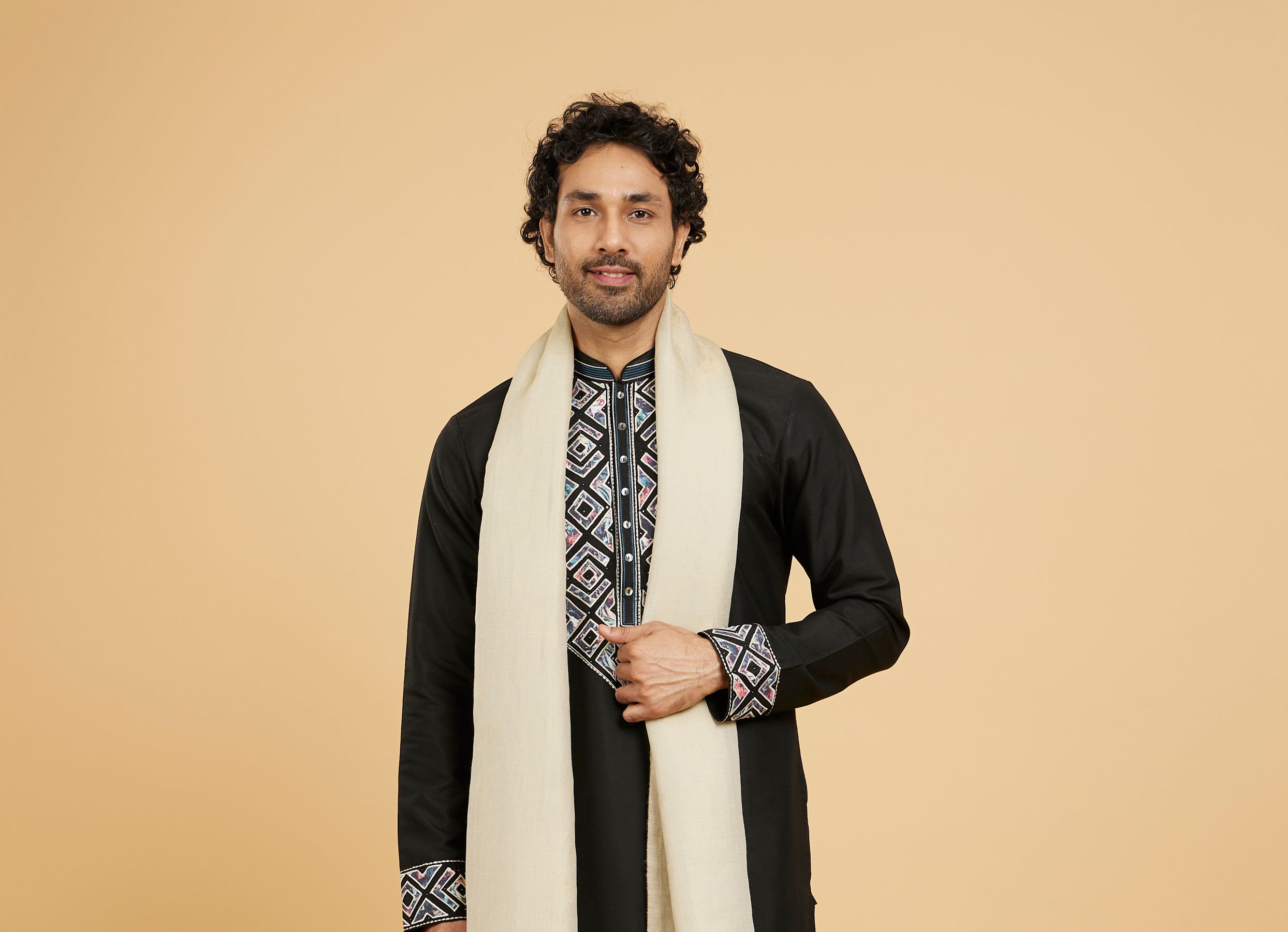 Twamev Men Beige Grandeur Shawl