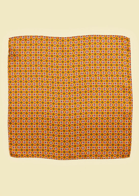 Twamev Men Yellow Satin Pocket Square