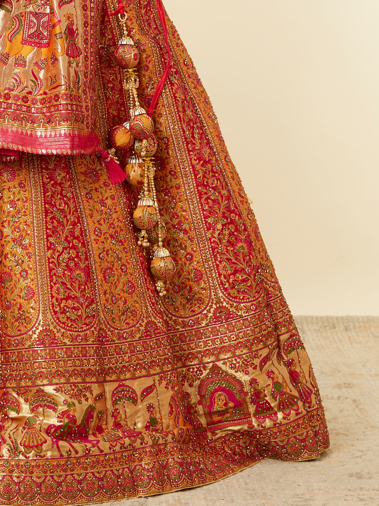 Mohey Women Mustard Yellow Bel Buti Patterned Benarasi Lehenga