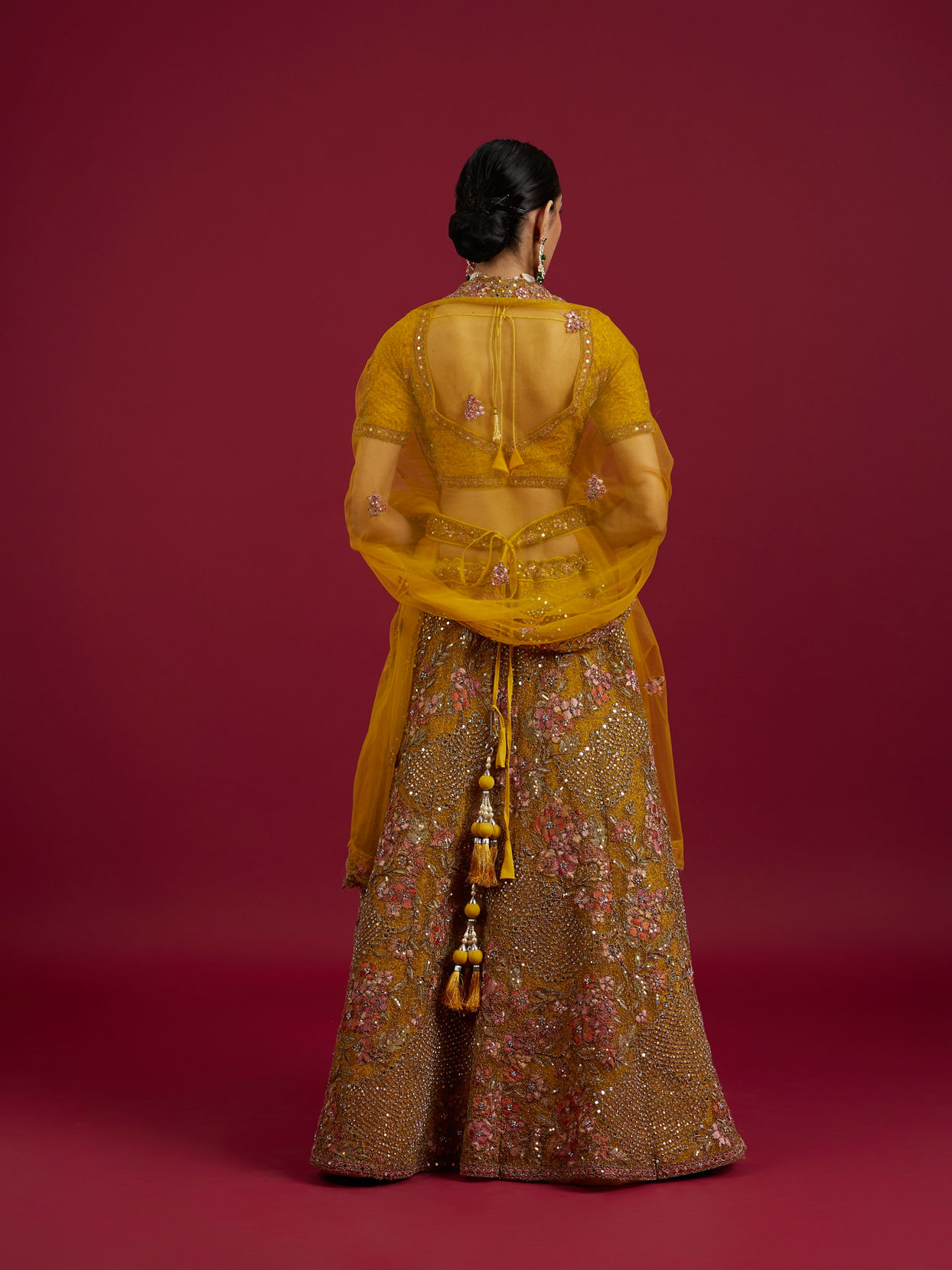 Mohey Women Elegant Mustard Yellow Festive Lehenga image number 4