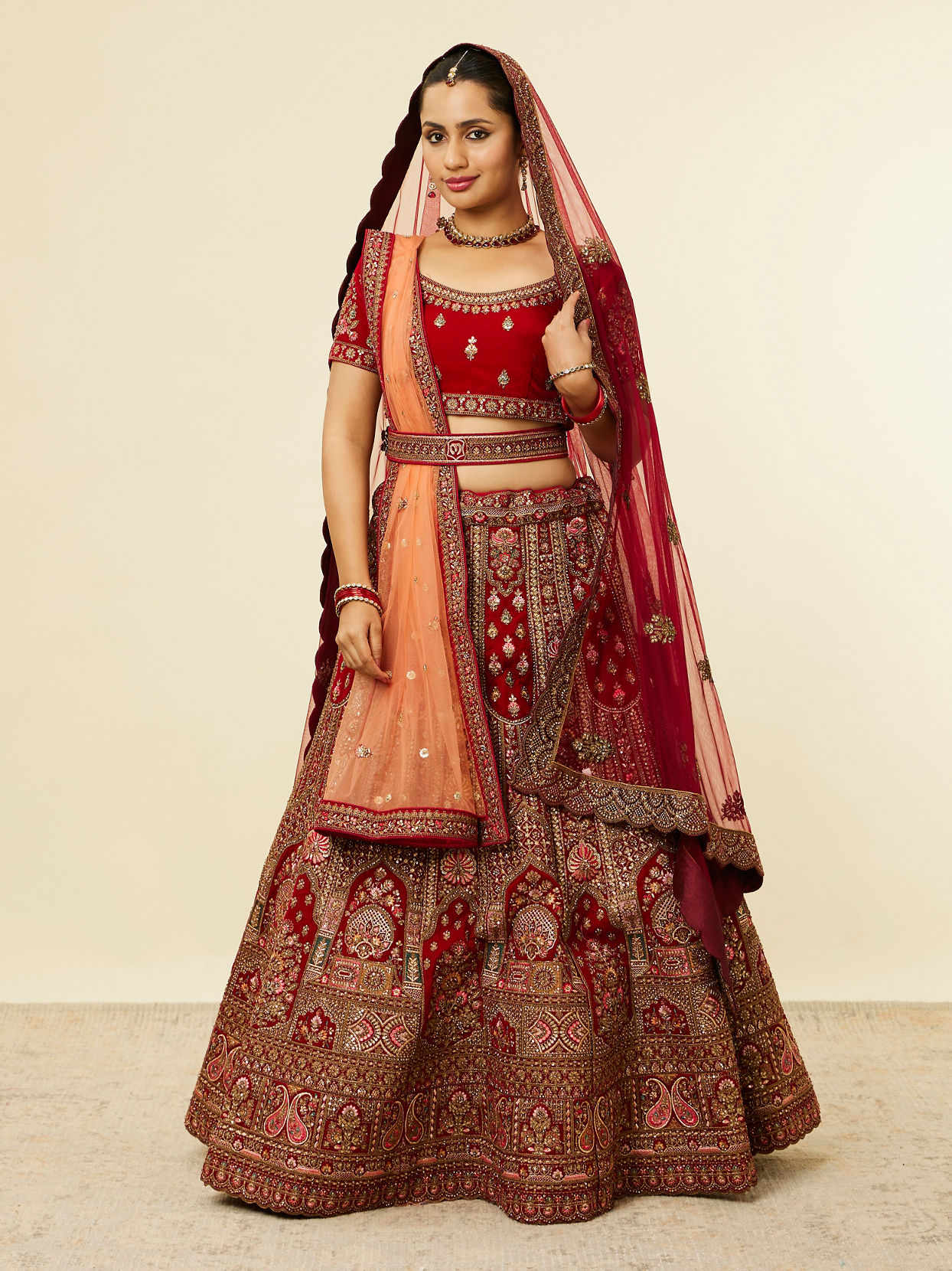 alt message - Mohey Women Bright Red Pink Imperial Paisley Patterned Bridal Lehenga image number 2