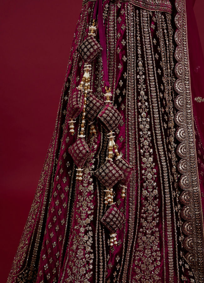 Mohey Women Radiant Wine Velvet Lehenga image number 4