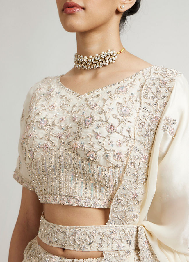 Mohey Women Cream White Paisley & Bel Buti Patterned Bridal Lehenga with Sequin Work & Scalloped Hem image number 3