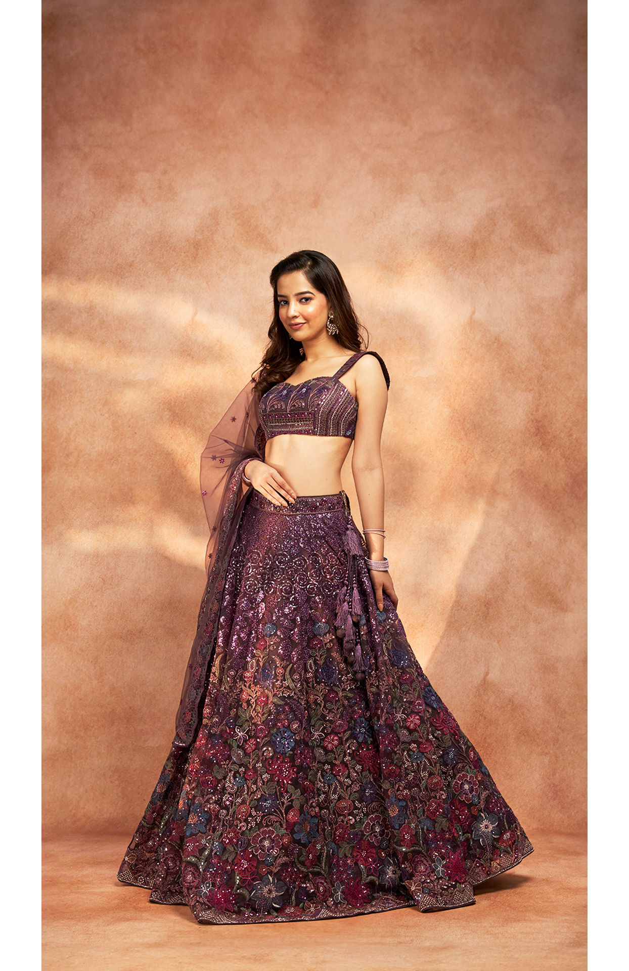 alt message - Mohey Women Exquisite Embroidered Net Lehenga image number 3