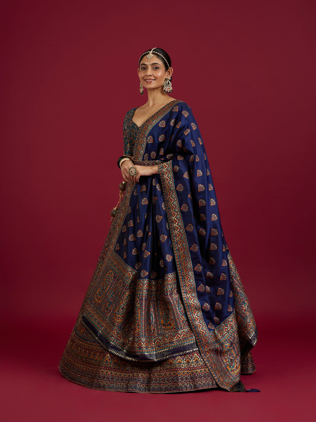Mohey Women Rama Green Paisley Patterned Benarasi Lehenga with Buta Patterned