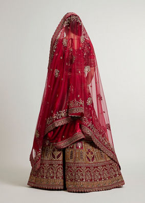 Mohey Women Maroon Red Aari Embroidered Bridal Lehenga with Peacock & Floral Motifs image number 5