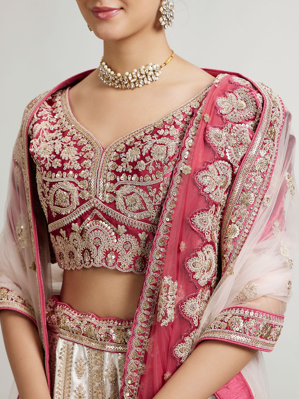 Mohey Women Dusty Pink Bridal Lehenga image number 4