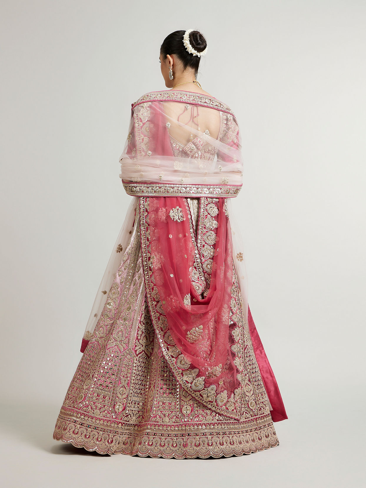 Mohey Women Dusty Pink Bridal Lehenga image number 5