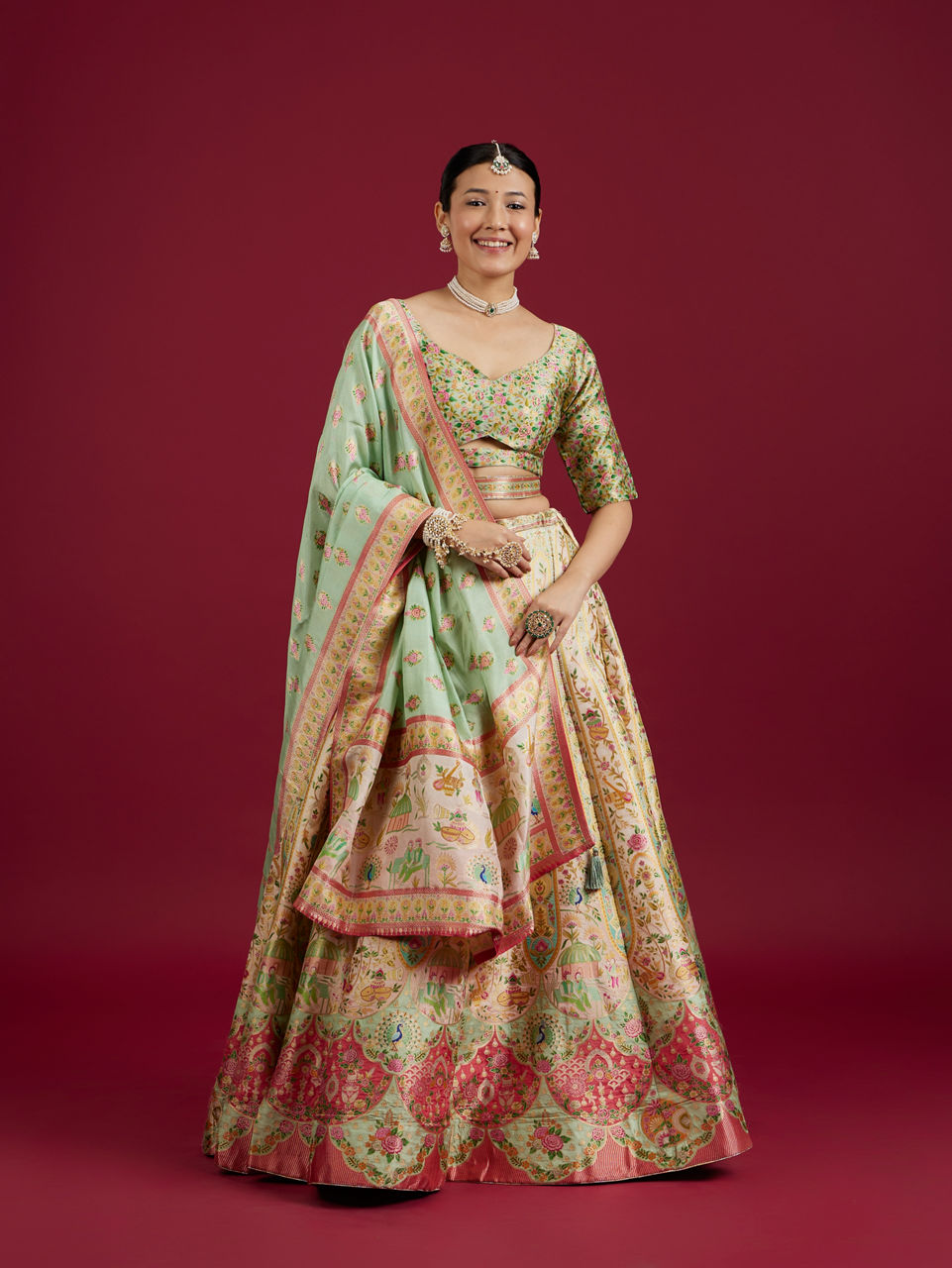 Mohey Women Creamy Elegance Lehenga