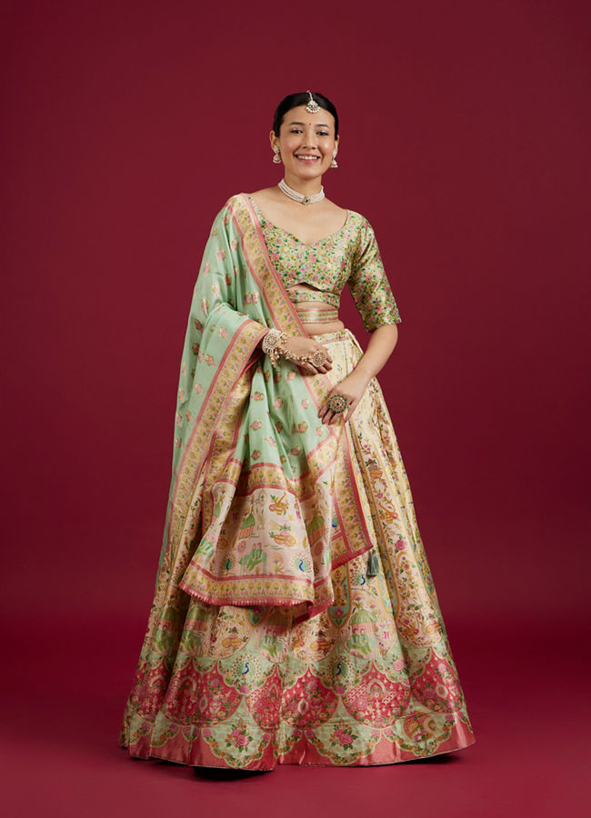 Mohey Women Creamy Elegance Lehenga